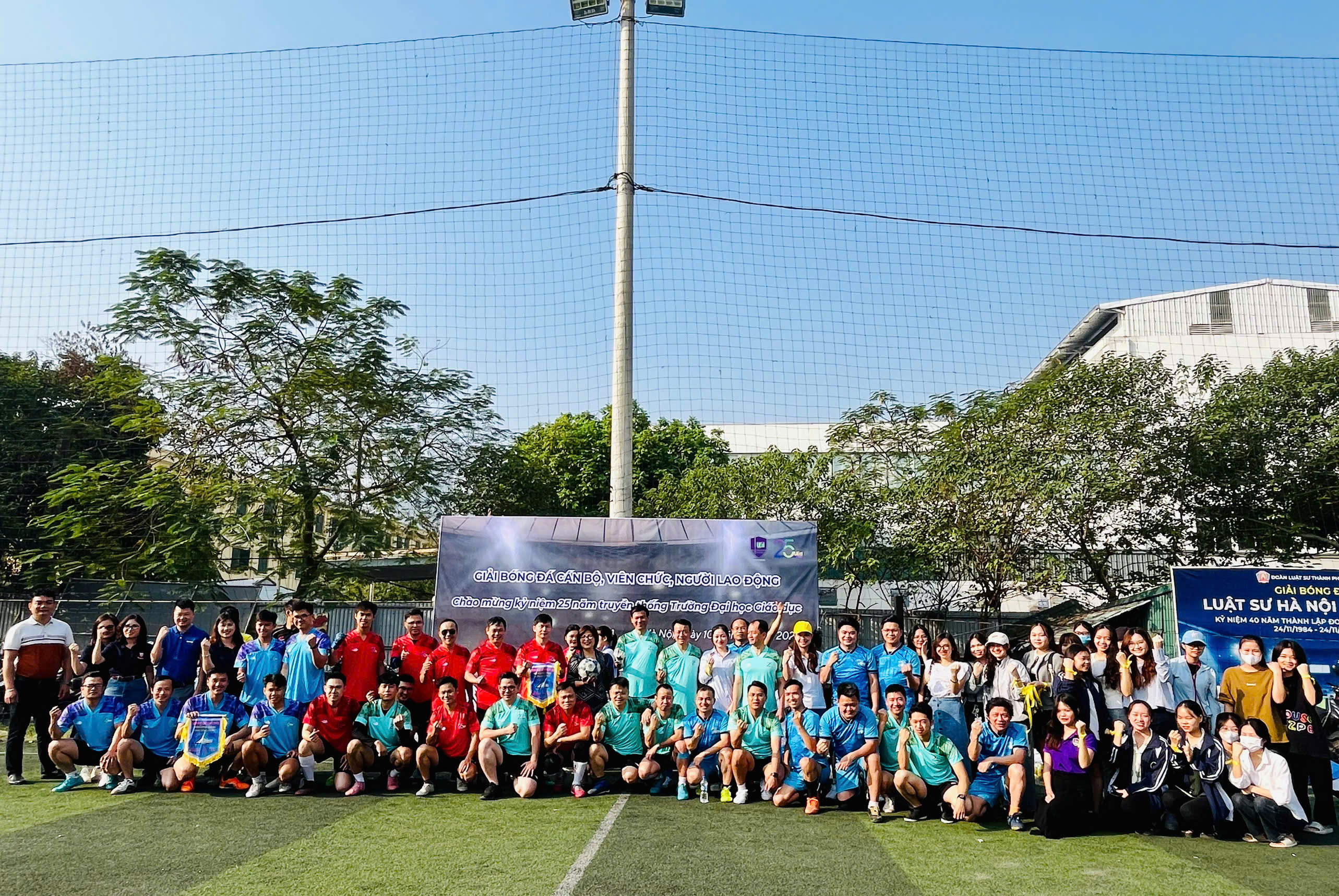 Giải bóng đá chào mừng kỉ niệm 25 năm truyền thống  Trường Đại học Giáo dục, ĐHQGHN