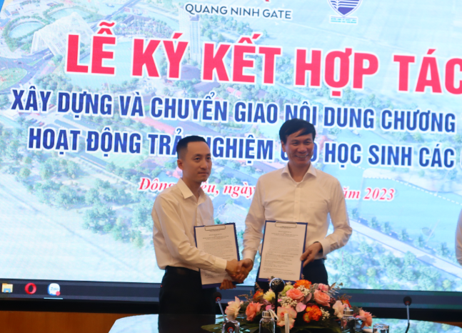 Lễ kí kết thoả thuận hợp tác giữa Trường Đại học Giáo dục và Công ty Cổ phần tập đoàn Hoàng Hà (Quảng Ninh Gate)